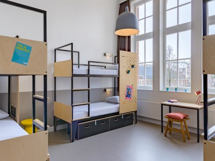 Beispielbild Sechsbettzimmer, © Stayokay, Taco van der Werf