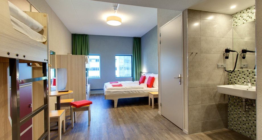 Beispielbild 6-Bett-Zimmer, &copy; MEININGER Shared Services GmbH