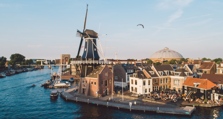 Haarlem Fluss Panorama, © Getty Images Cristian Bortes / EyeEm