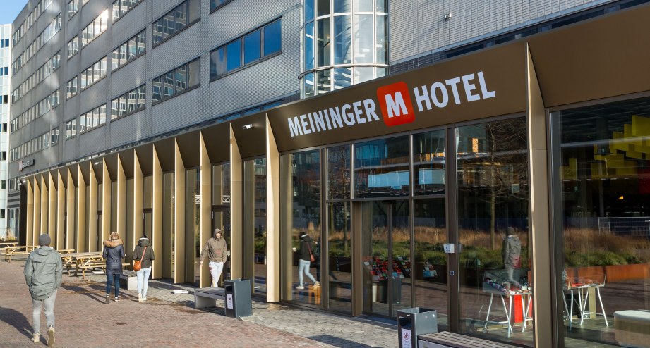 Au&szlig;enansicht - MEININGER Hotel Amsterdam City West, &copy; MEININGER Shared Services GmbH