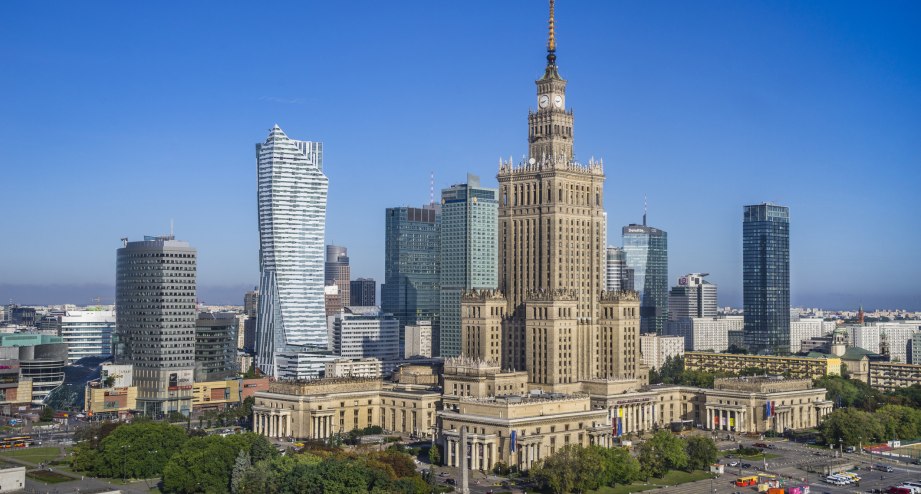 Der sozialrealistischen Palast für Kultur und Wissenschaft, © GettyImages, Manfred Gottschalk