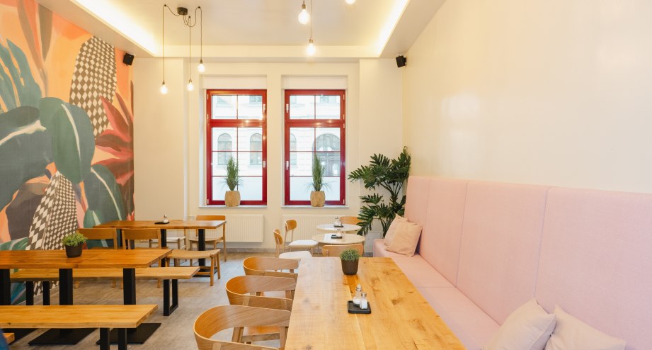 Breakfast (2) klein.jpg, &copy; Luiza Puiu