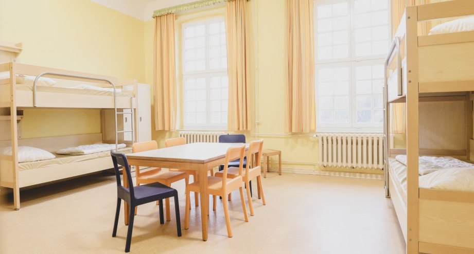 jh_burgStargard_4-Bettzimmer, &copy; djh-mv
