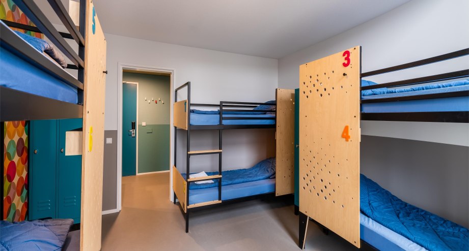 Mehrbettzimmer, &copy; Stayokay, Taco van der Werf
