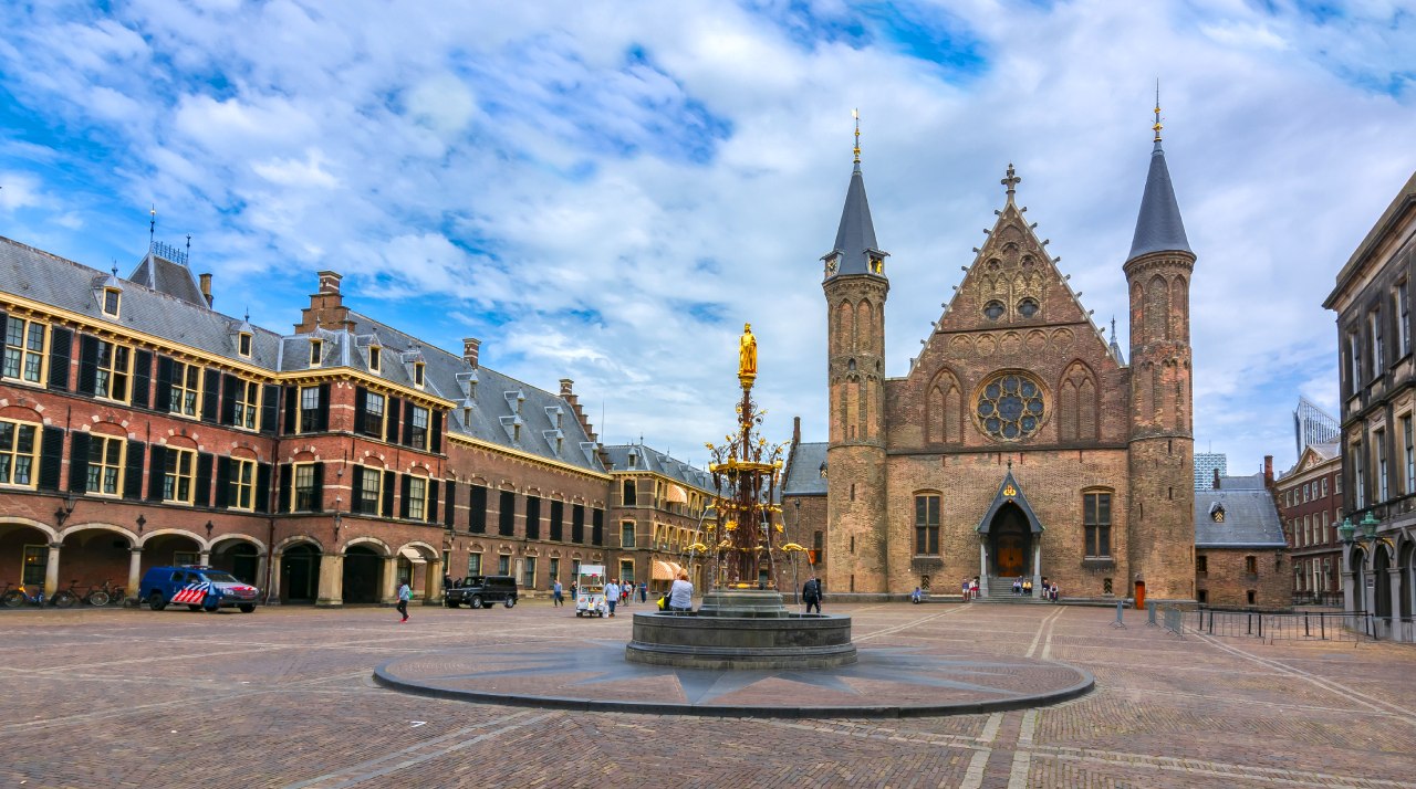 DenHaag-Platz-Stadzentrum, &copy; GettyImages, Vladislav Zolotov