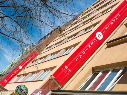 charles-1, &copy; Czech Inn Hotels