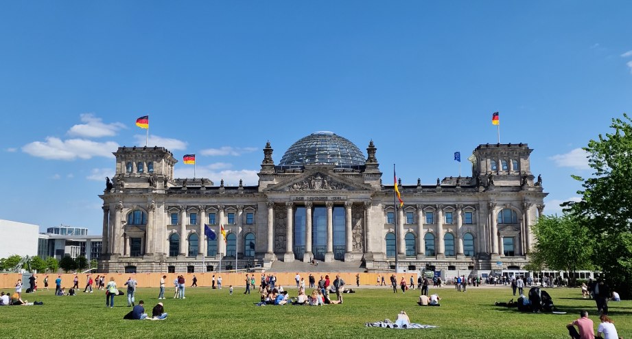 Blick auf Deutschen Bundestag, &copy; BerlinKompakt