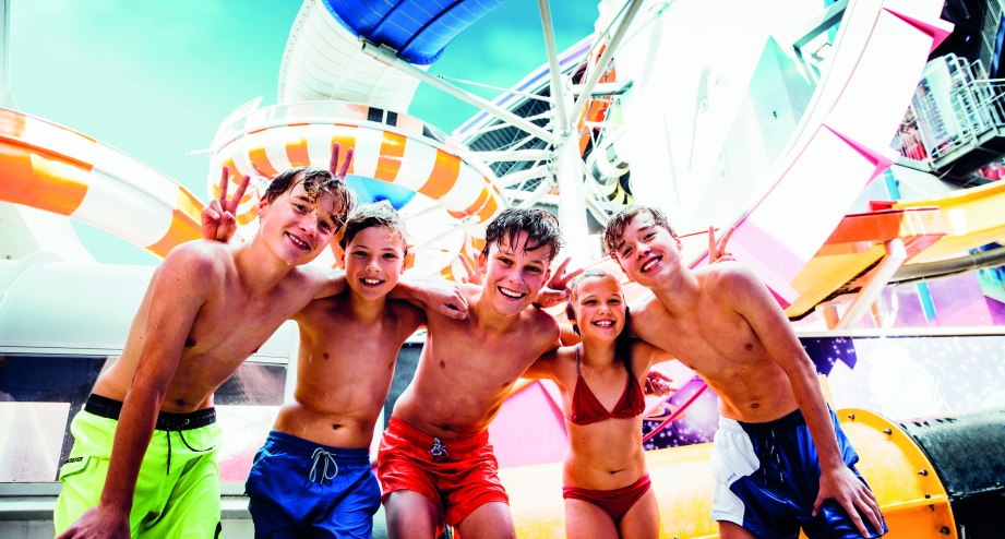 TE_GALAXY ERDING_Gruppe_Kids.jpg, © Therme Erding