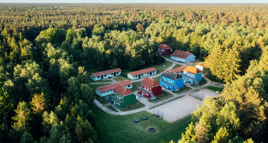 jh-born_luftbild.jpg, © djh-mv
