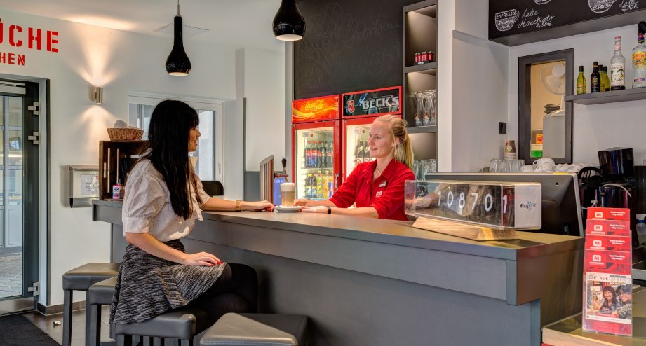Bar MEININGER Hotel Hamburg City Center, &copy; MEININGER Shared Services GmbH
