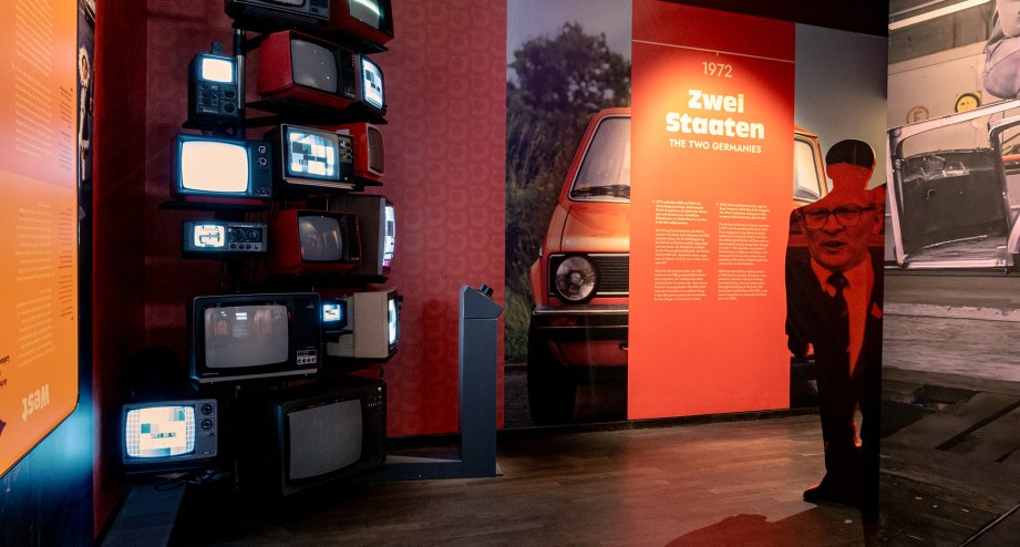 Zwei Staaten, © Deutschlandmuseum Berlin, Foto: BänferKartenbeck CC BY-ND 4.0