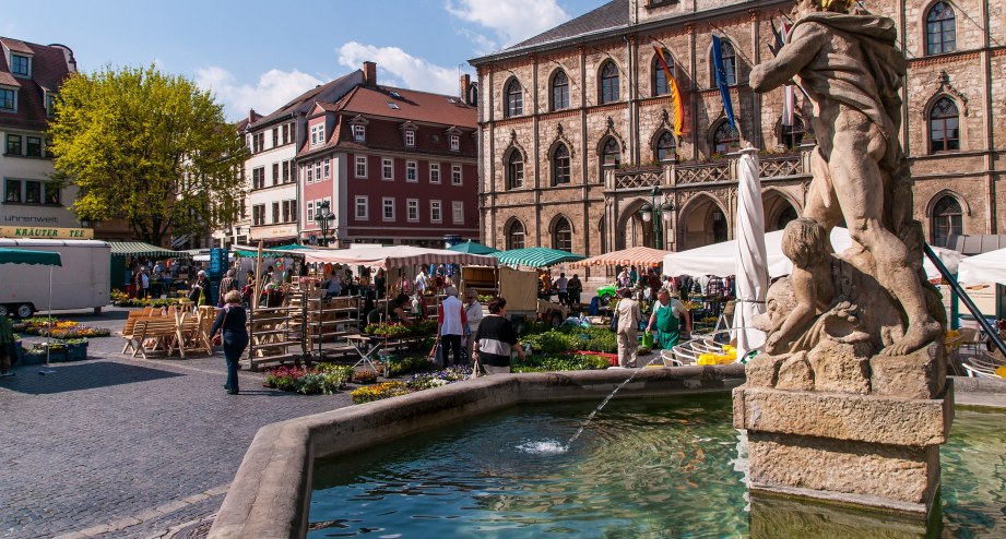Der Marktplatz in Weimar - BAHNHIT.DE, © weimar GmbH, Foto: Gert Lange