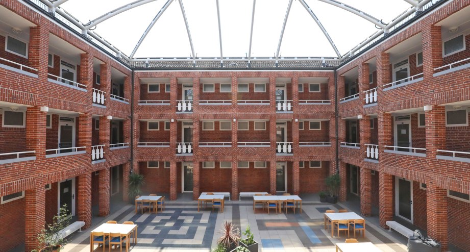 Kiel_Innenhof_DG_01_neu.JPG, &copy; DJH-Landesverband Nordmark e.V.
