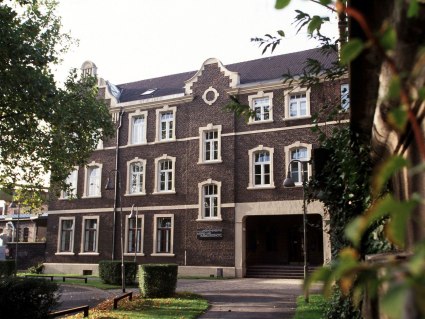 Außenansicht, © DJH Landesverband Rheinland. e.V. Außenansicht, © DJH Landesverband Rheinland. e.V.