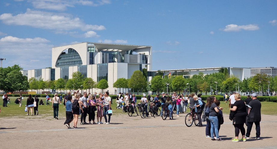 Blick auf Bundeskanzleramt, &copy; BerlinKompakt