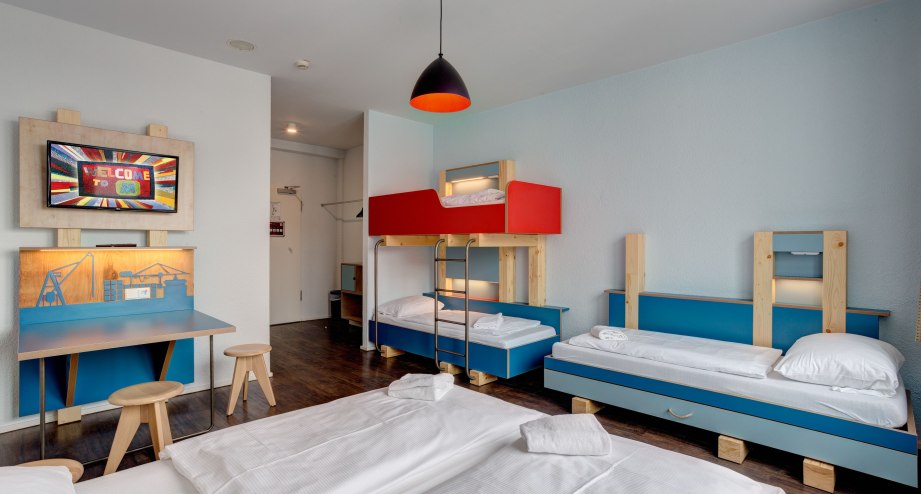 Beispielbild 4-Bett-Zimmer, &copy; MEININGER Shared Services GmbH