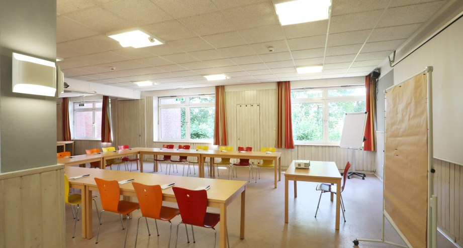 Kiel_Tagesraum_Kanal_DG (1)_retuschiert.jpg, © DJH-Landesverband Nordmark e.V.