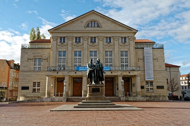 Bahnhit Weimar DNT, © pixabay