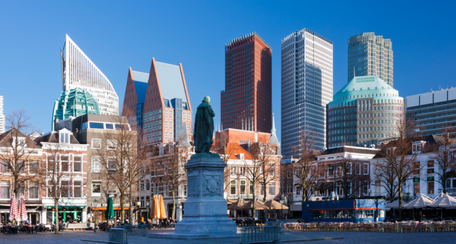 Den Haag Skyline , © GettyImages, Jorg Greuel