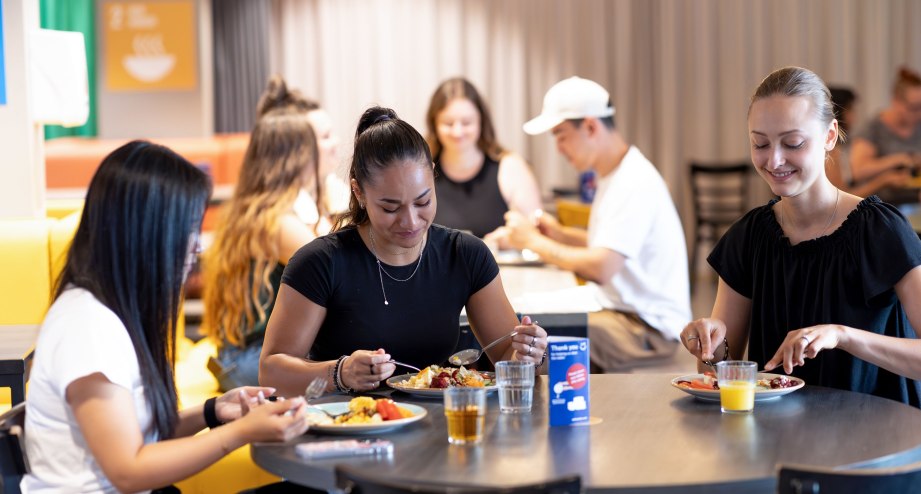&copy; a&o hostels Marketing GmbH