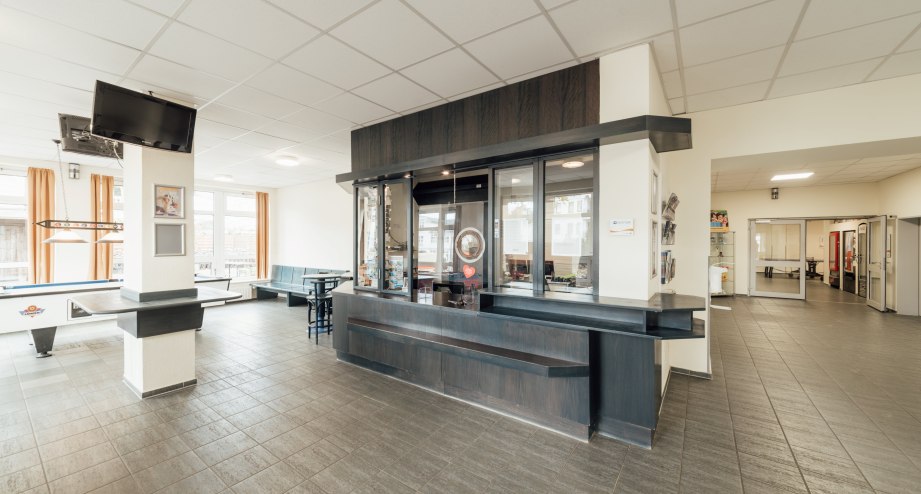 DJH-Binz_Eingangsbereich-indoor.jpg, &copy; djh-mv