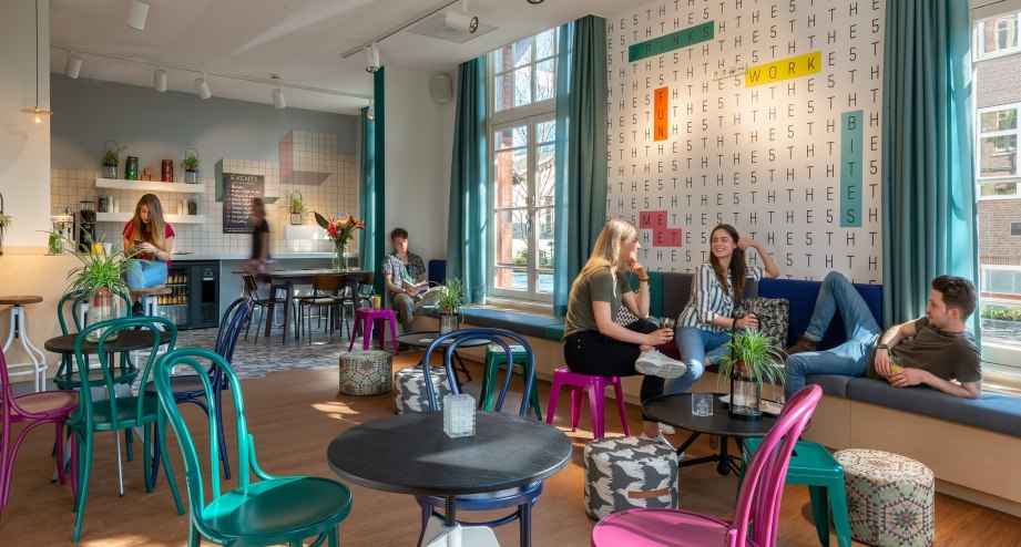 Loungebereich, © Stayokay, Taco van der Werf