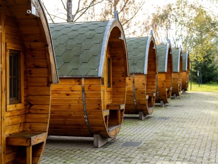 Lübben_Campingfässer.jpg, © DJH Lübben Lübben_Campingfässer.jpg, © DJH Lübben