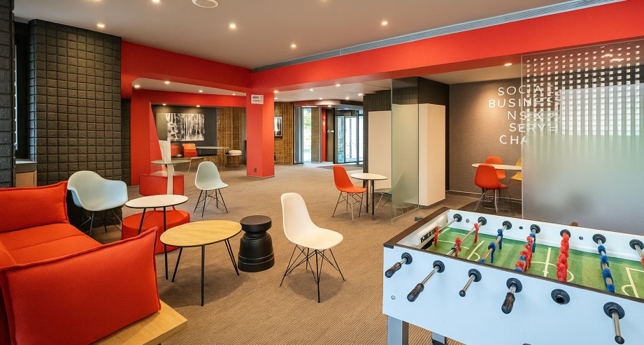 ao_milano_lobby02_2MB.jpg, &copy; a&o hostels Marketing GmbH