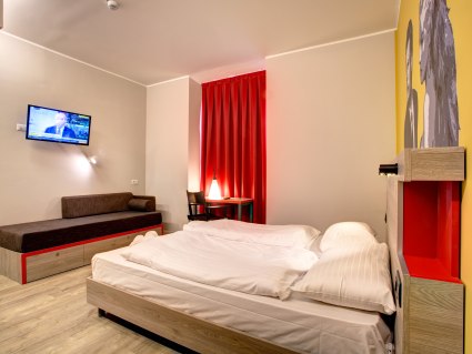 meininger-roma-termini-21-room-7-wsc8154-web_46304867255_o.jpg, &copy; MEININGER Shared Services GmbH