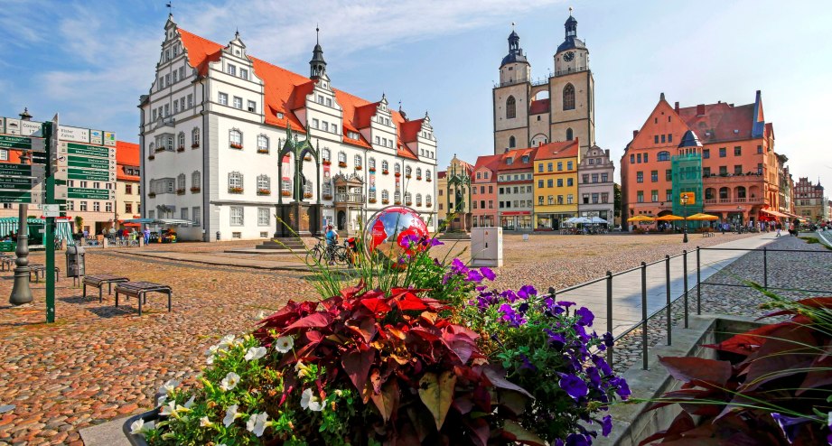 Jugendherbergen Sachsen-Anhalt Blumen, © GettyImages, Hans-Peter Merten
