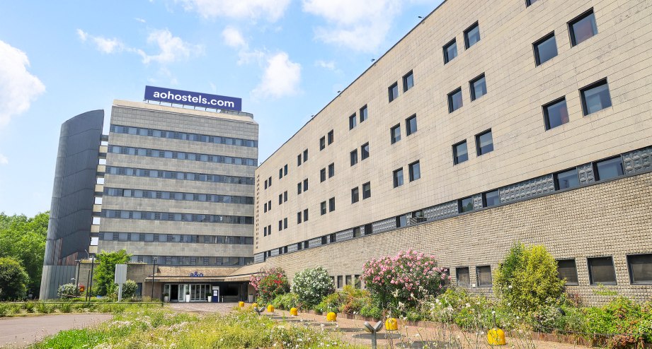 ao_milano_facade_02.jpg, &copy; a&o hostels Marketing GmbH